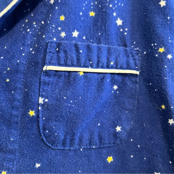 Nick & Nora Christmas Skyline Starry Night Christmas Village. Size Medium. - Picture 10 of 16